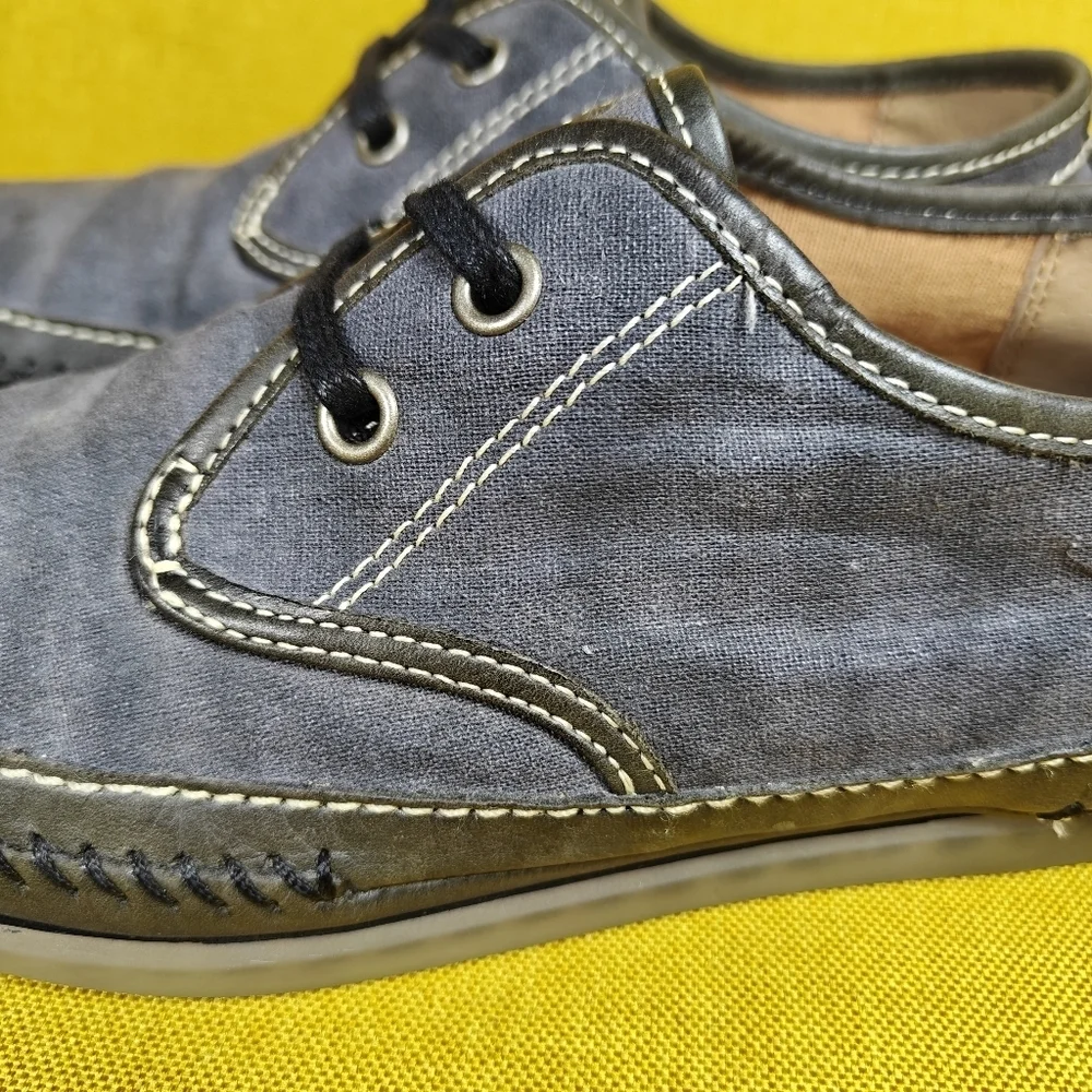 JOHN VARVATOS USA Hester Distressed Low Chukka Canvas Grey Gum Sole Men Shoe 9M